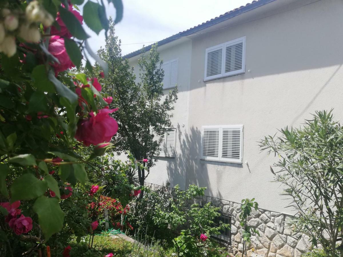 Apartment Marina Malinska Εξωτερικό φωτογραφία