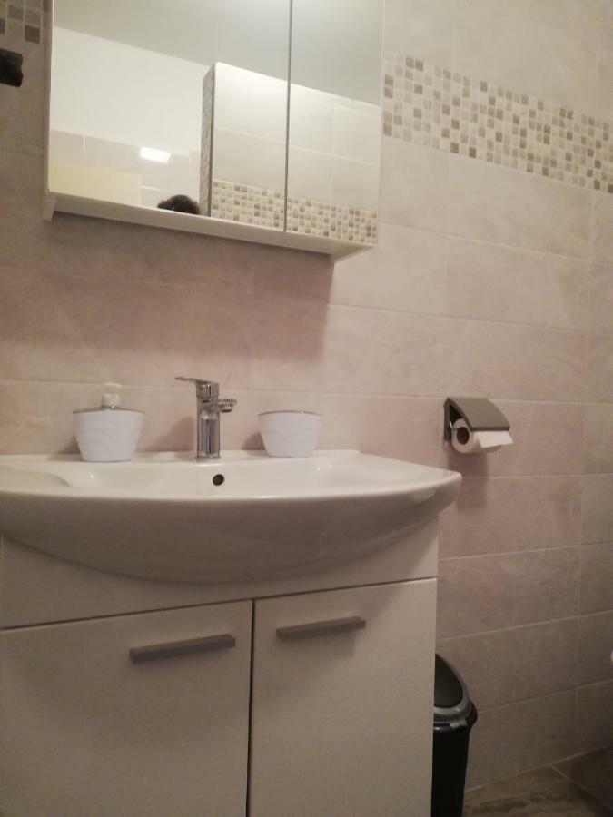 Apartment Marina Malinska Εξωτερικό φωτογραφία