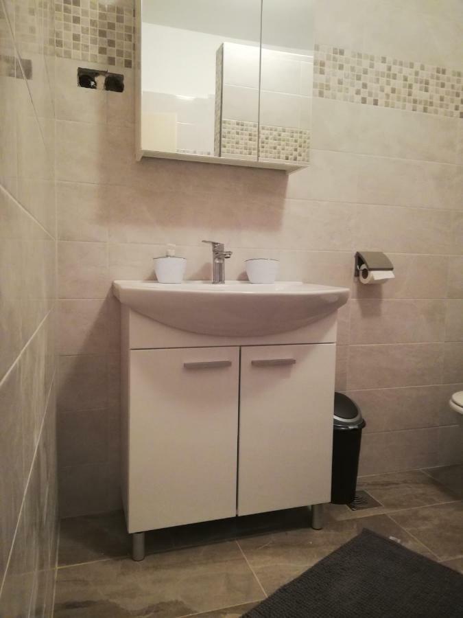 Apartment Marina Malinska Εξωτερικό φωτογραφία